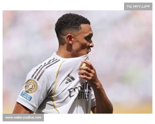 卡瓦哈尔伤缺46天,阿诺德回归补强右路